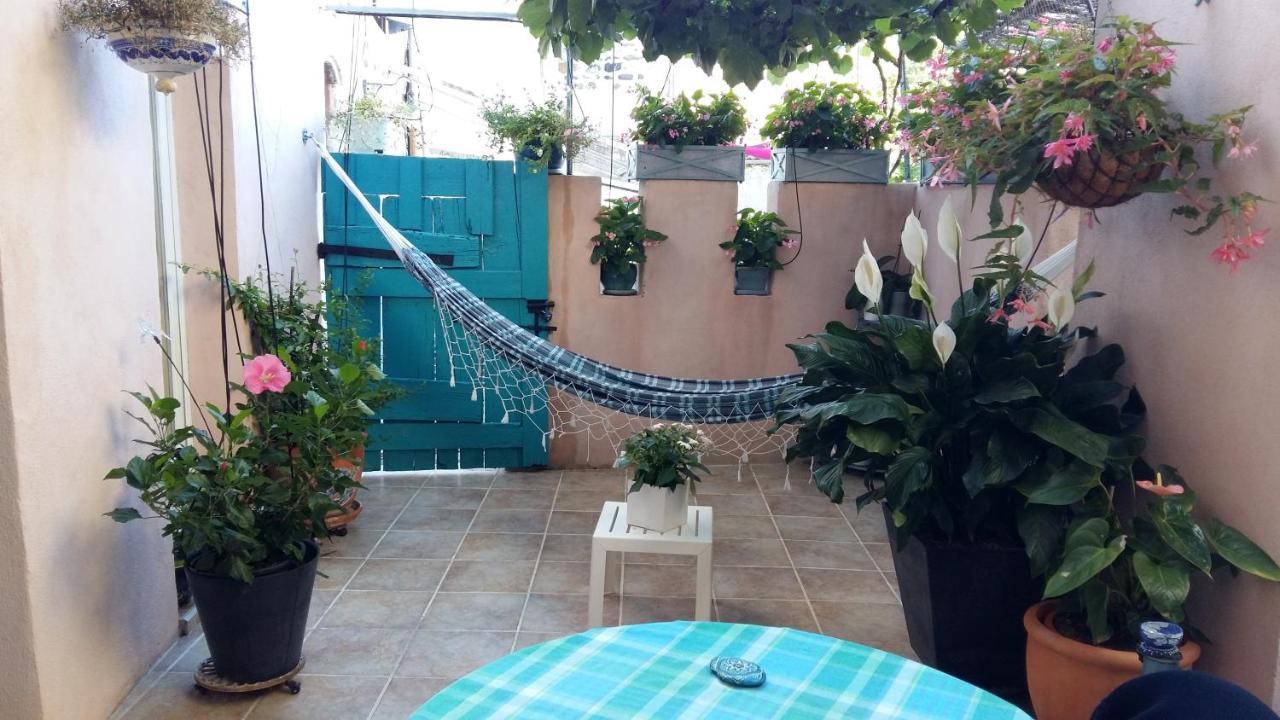 Couette-café Les Hibiscus